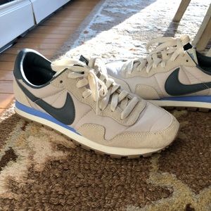 Nike Air Pegasus 83 Womens Sneaker size 7.5